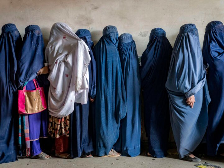 Aniversare sinistră pentru Democrație: talibanii vizează adversarii, neagă drepturile fundamentale ale omului